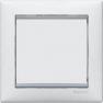 Рамка Valena 4 поста, вертикальная, белый/серый | арт. 774498 | Legrand