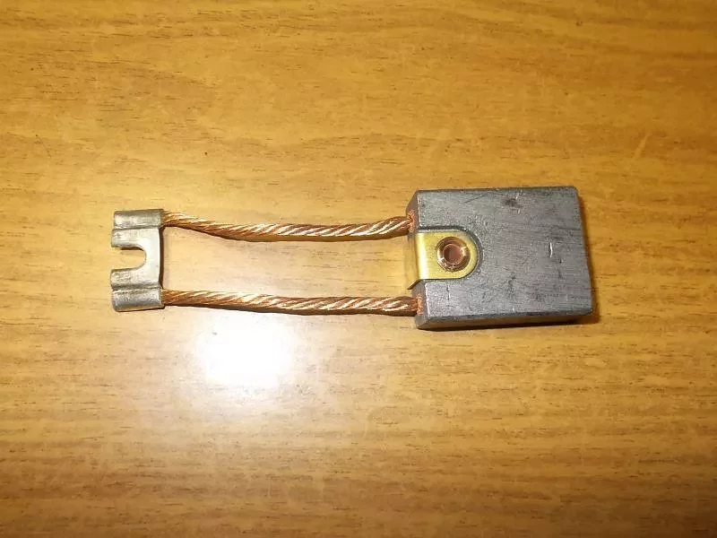 Щетка ЭГ 12,5х32х40 L120, К1-3, ЭГ4, НК2