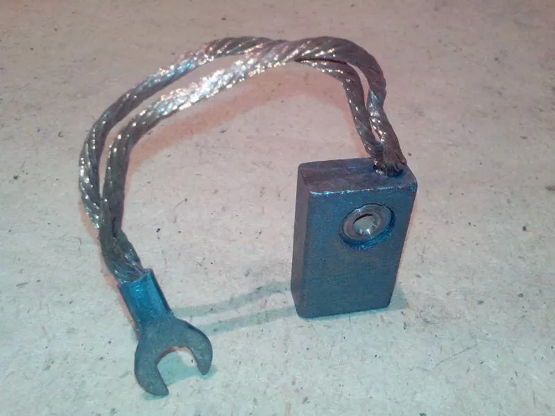 Щетка МГ 10х20х32 L105, К1-2, МГ2