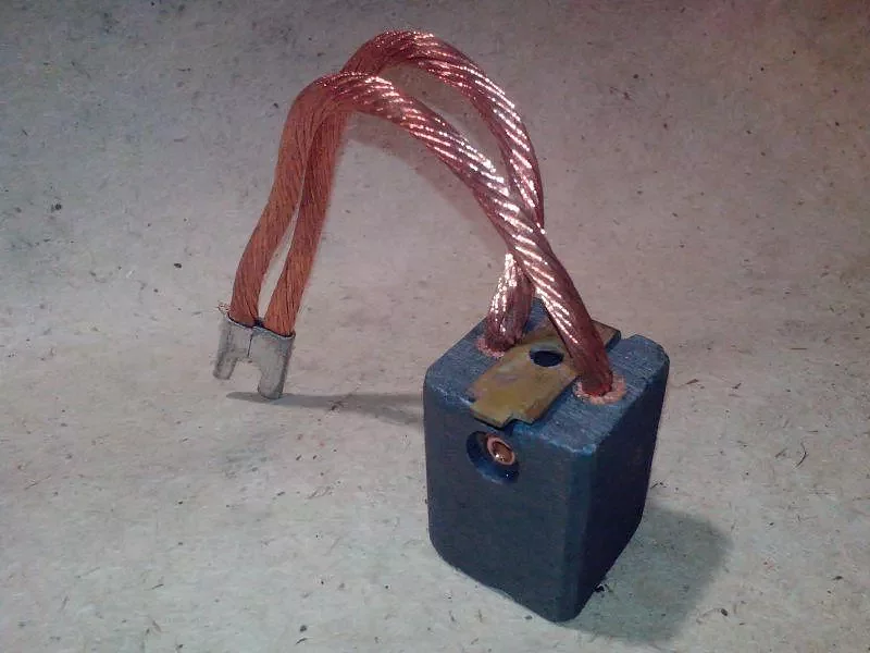 Щетка ЭГ 30х30х40 L130, К1-3, ЭГ4, НК2