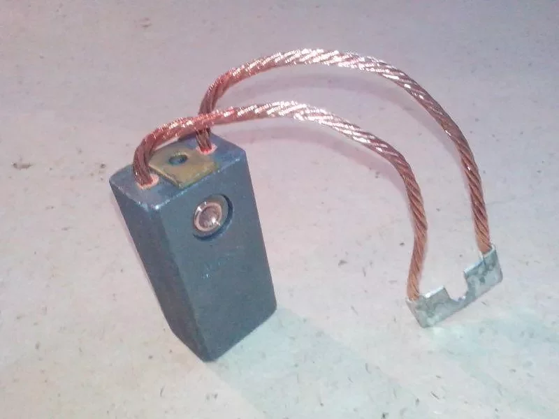 Щетка ЭГ 22х30х60 L130, К1-3, ЭГ4, НК1