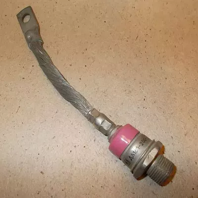Диод ДЛ-161-200 кл.14