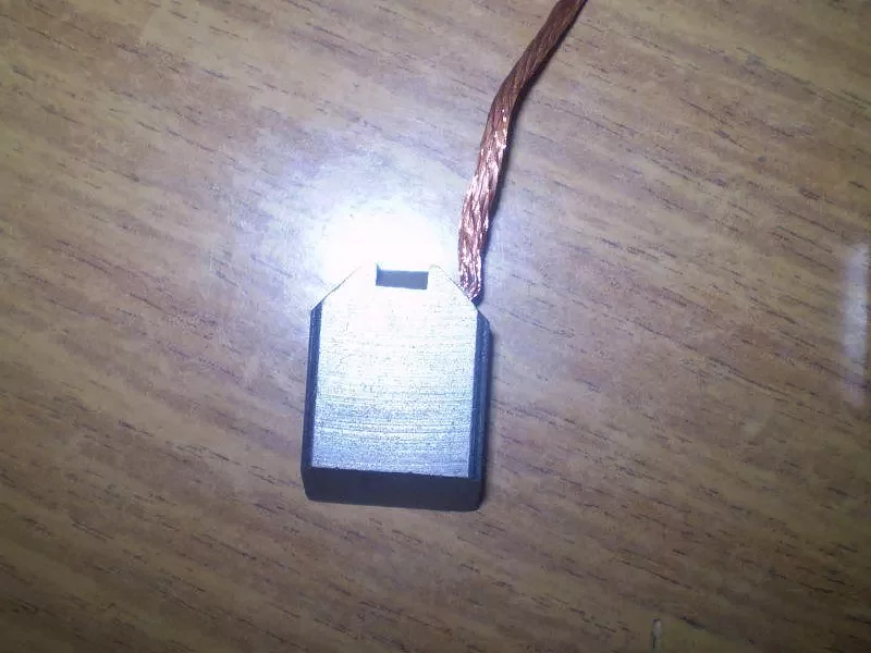 Щетка МГ    9х20х28 L63, К11-2, МГ4