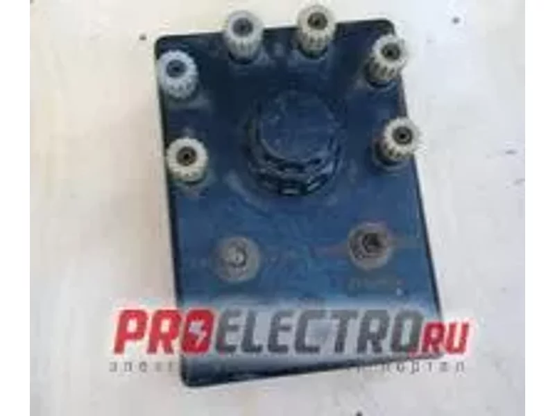 Источник регулируемого напряжения ИРН-64