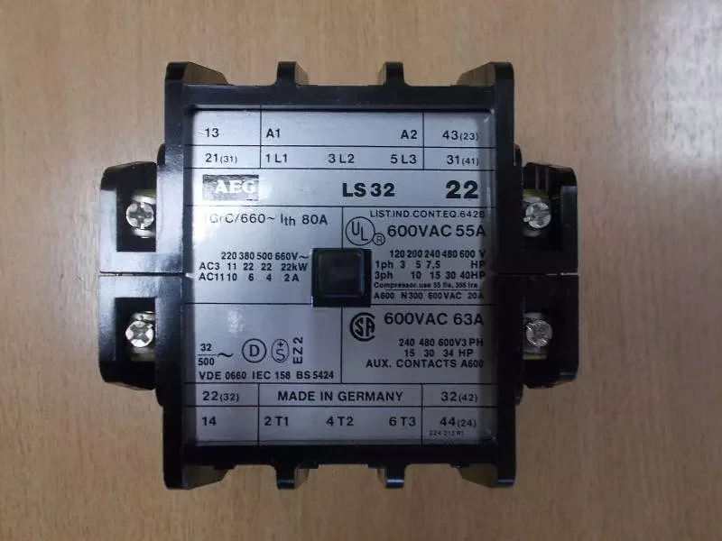 Контактор LS32.22 63A 220V AEG