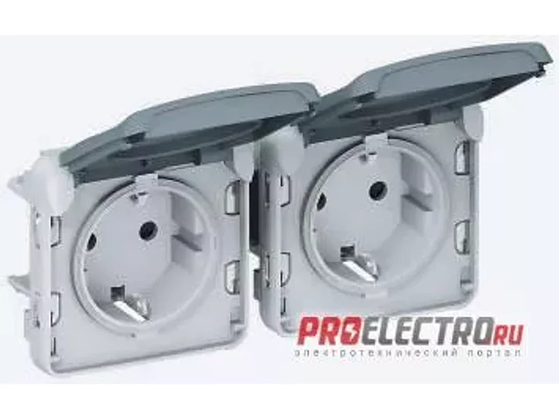 Розетка Plexo IP55 двойная 2К+З 16А француз.стандарт,вертикаль,белый | арт 69643