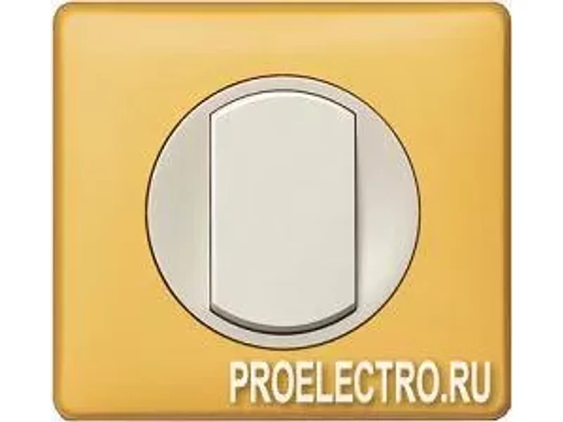 Рамка Celiane 4 поста Шафран | арт. 68674 | Legrand