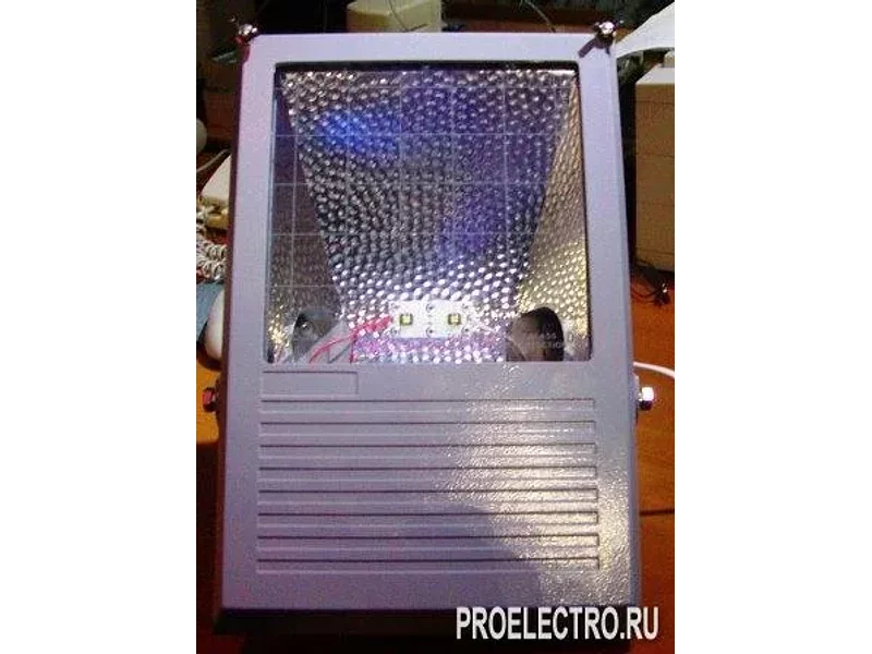 Прожектор светодиодный для подсветки фасадов 110-20 w