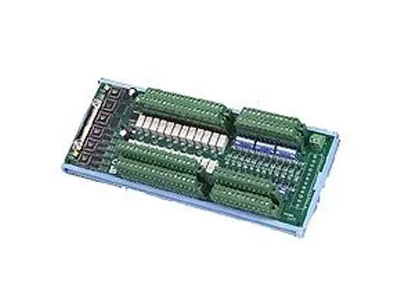 Плата гальванической развязки входных сигналов и релейной коммутации PCLD-8761