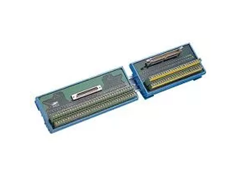 Клеммный адаптер ADAM-3968 с 68-контактным соединителем SCSI-II
