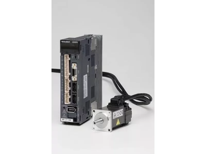 Сервоусилитель MR-J2S-700A4 3 x 380-480В/50-60Гц