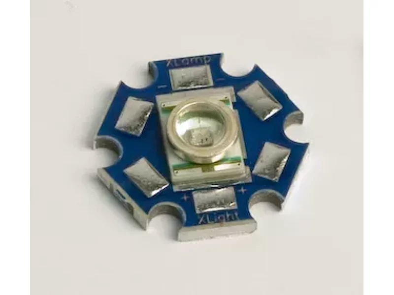 Кластер с 1 светодиодом Cree XR-E/ XP-E, тип Star XLD-AC1X01-000-11