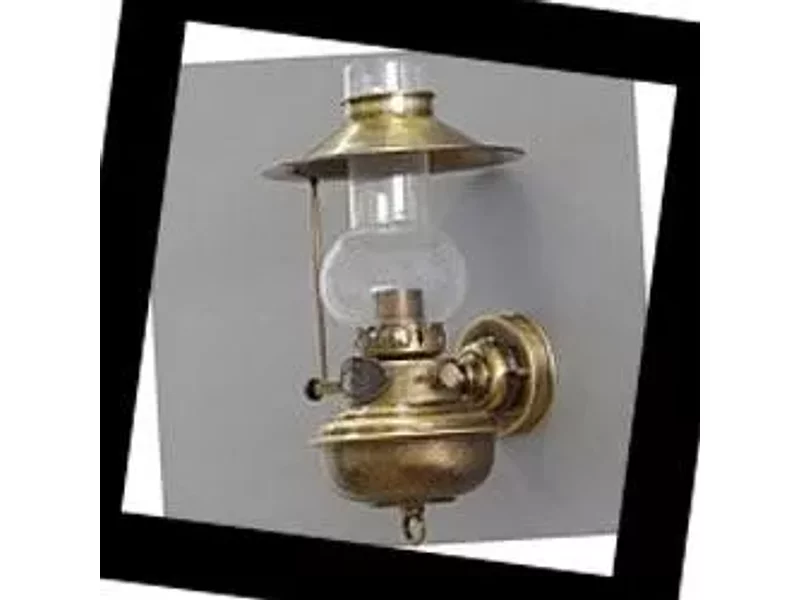 1615 A Guadalupa Moretti Luce, Бра