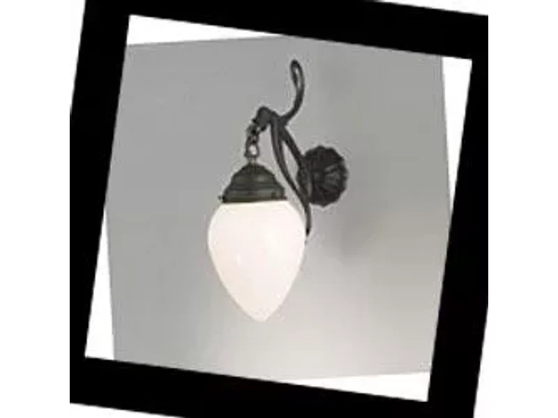 A61-123opa A61 Berliner Messinglampen, Бра