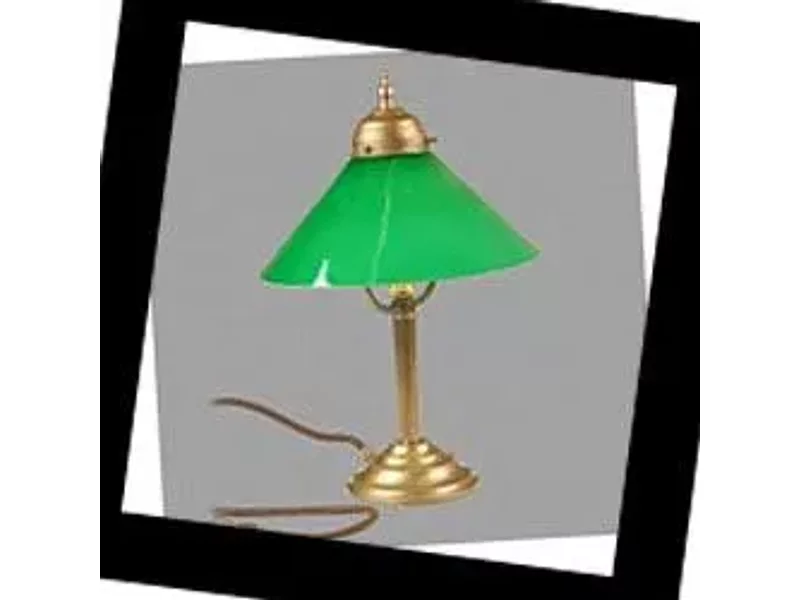 Berliner Messinglampen v23-25grb V23, Настольная лампа