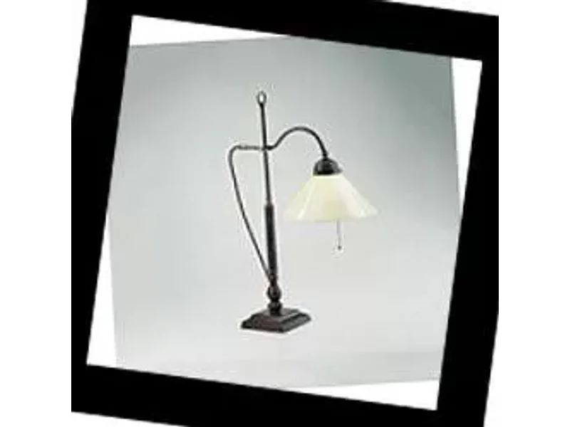 C2-25ebA Berliner Messinglampen C2, Настольная лампа