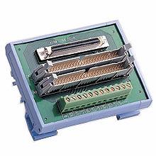 Модуль-переходник ADAM-3968/50 с 68-контактного соед. SCSI-II на два соед. IDC-50